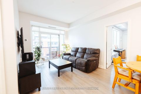 Photo 7 at 227 - 216 Oak Park Boulevard, RO River Oaks, Oakville