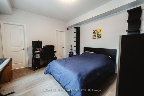 Photo 15 at 227 - 216 Oak Park Boulevard, RO River Oaks, Oakville
