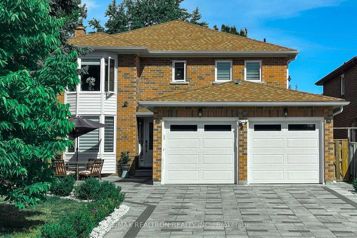 Photo 1 at 1223 Fawndale Road, Rougemount, Pickering