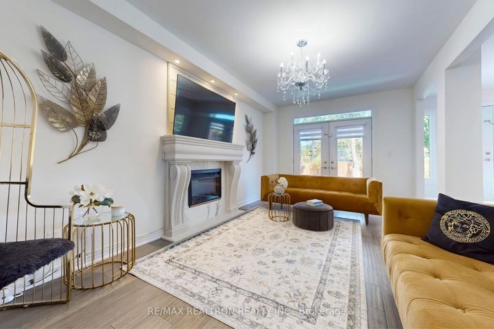 Photo 13 at 1223 Fawndale Road, Rougemount, Pickering