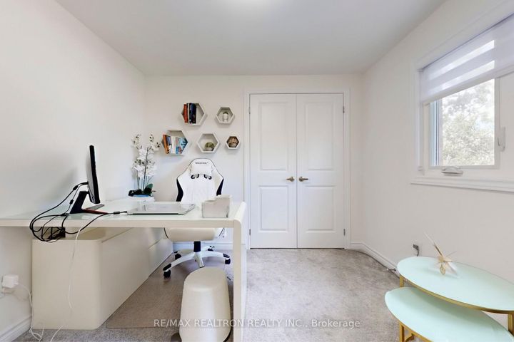 Photo 34 at 1223 Fawndale Road, Rougemount, Pickering