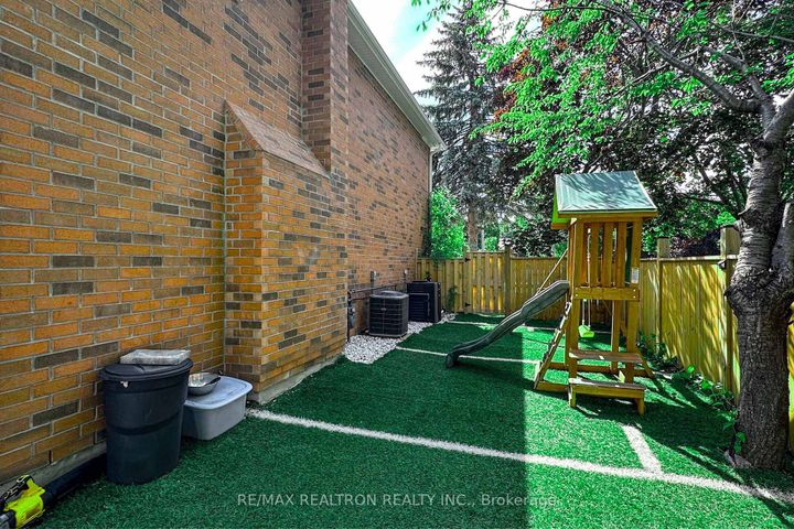 Photo 46 at 1223 Fawndale Road, Rougemount, Pickering