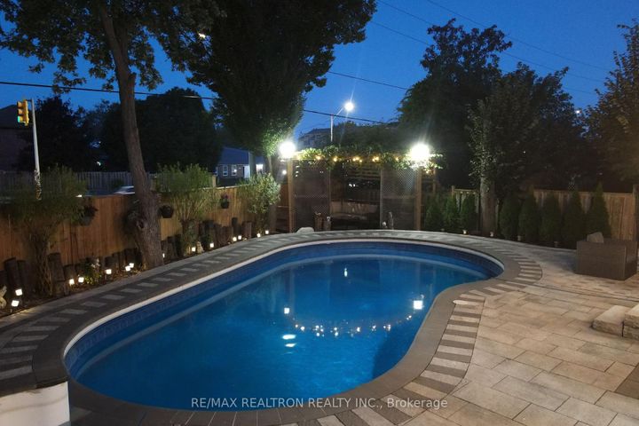Photo 49 at 1223 Fawndale Road, Rougemount, Pickering