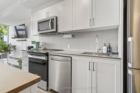 Photo 3 at 328 - 681 Yonge Street, Painswick South, Barrie