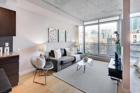 Photo 5 at 711 - 38 Niagara Street, Waterfront Communities C1, Toronto