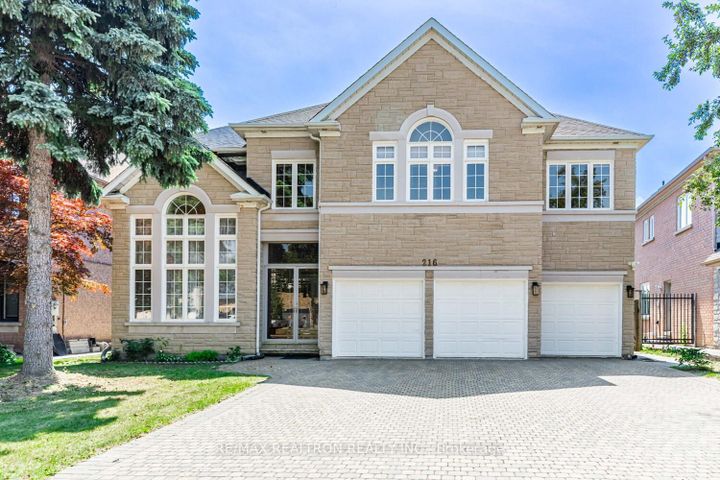 Photo 0 at 216 Boake Trail, Bayview Hill, Richmond Hill