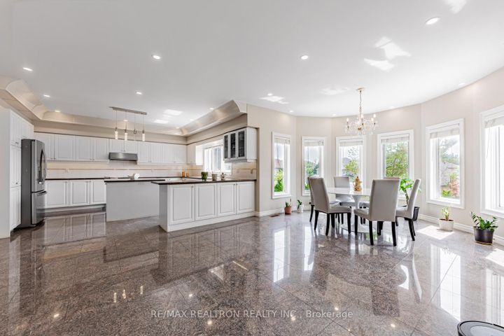 Photo 10 at 216 Boake Trail, Bayview Hill, Richmond Hill