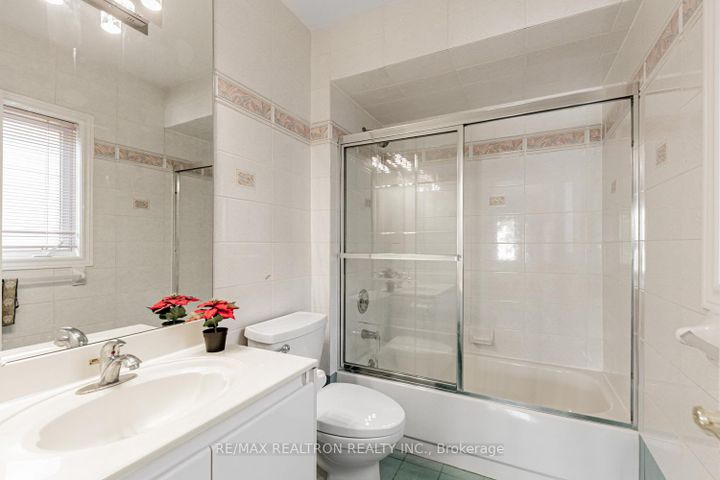 Photo 26 at 216 Boake Trail, Bayview Hill, Richmond Hill
