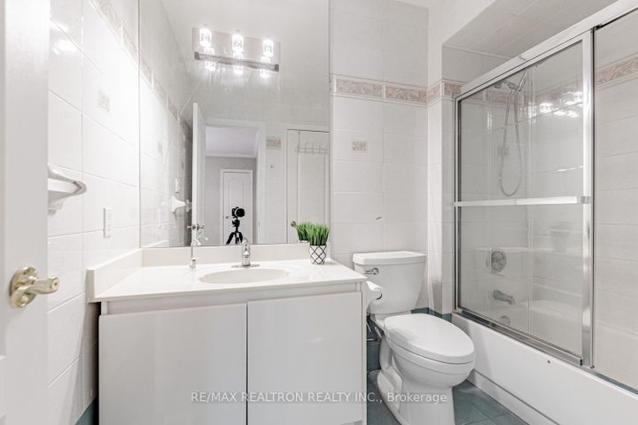 Photo 29 at 216 Boake Trail, Bayview Hill, Richmond Hill