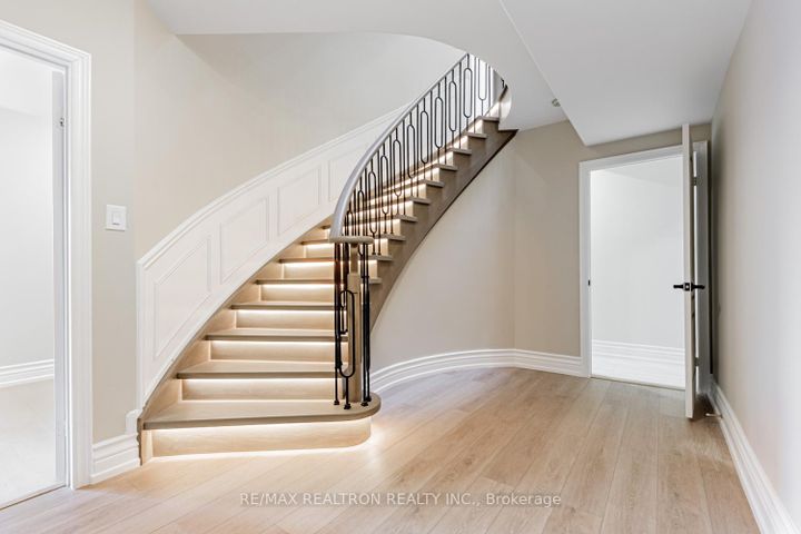 Photo 34 at 216 Boake Trail, Bayview Hill, Richmond Hill