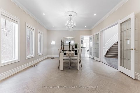 Photo 5 at 216 Boake Trail, Bayview Hill, Richmond Hill