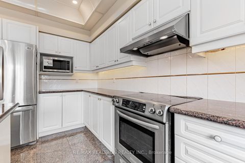 Photo 8 at 216 Boake Trail, Bayview Hill, Richmond Hill
