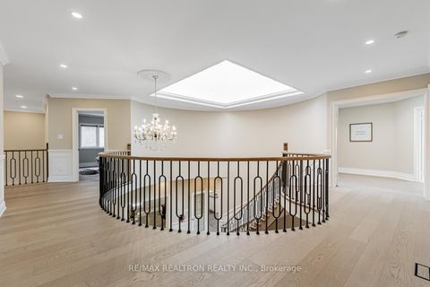 Photo 15 at 216 Boake Trail, Bayview Hill, Richmond Hill