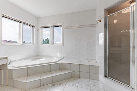 Photo 22 at 216 Boake Trail, Bayview Hill, Richmond Hill