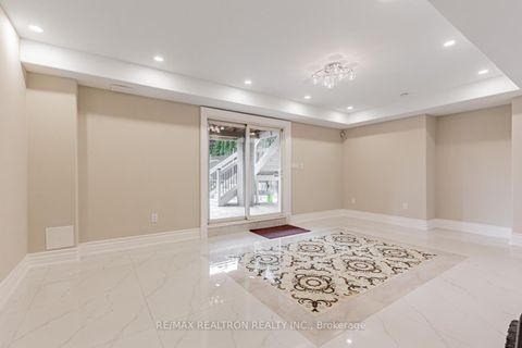 Photo 35 at 216 Boake Trail, Bayview Hill, Richmond Hill