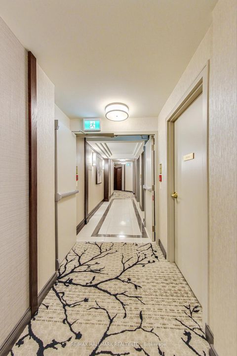 Photo 9 at 405 - 800 Sheppard Avenue W, Bathurst Manor, Toronto