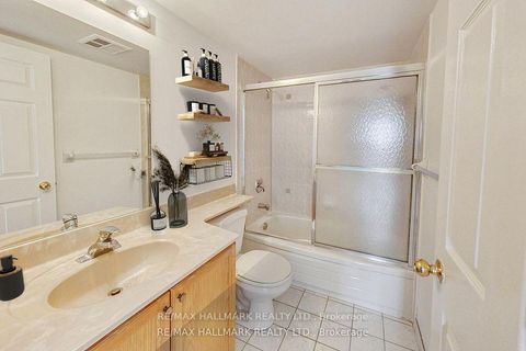 Photo 22 at 405 - 800 Sheppard Avenue W, Bathurst Manor, Toronto