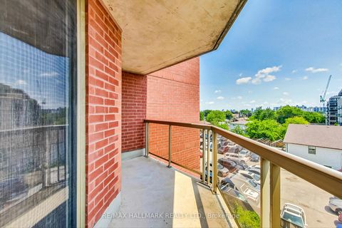 Photo 25 at 405 - 800 Sheppard Avenue W, Bathurst Manor, Toronto