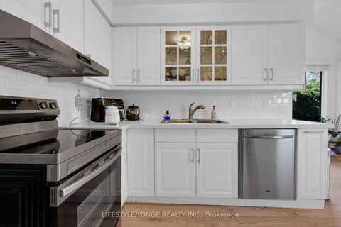 Photo 13 at 46 Mccallum Drive, North Richvale, Richmond Hill