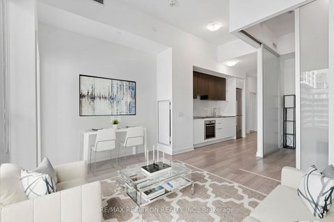 Photo 7 at 620 - 120 Parliament Street, Moss Park, Toronto