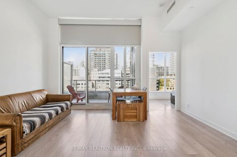 Photo 9 at 620 - 120 Parliament Street, Moss Park, Toronto Photo 9 at 620 - 120 Parliament Street, Moss Park, Toronto