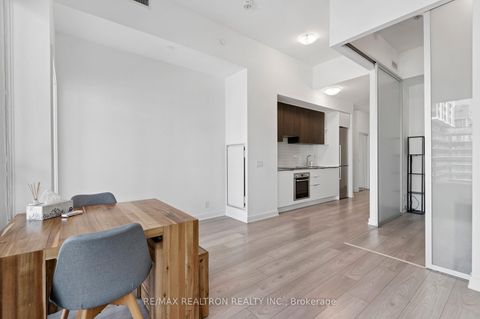 Photo 10 at 620 - 120 Parliament Street, Moss Park, Toronto Photo 10 at 620 - 120 Parliament Street, Moss Park, Toronto