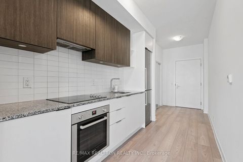 Photo 14 at 620 - 120 Parliament Street, Moss Park, Toronto