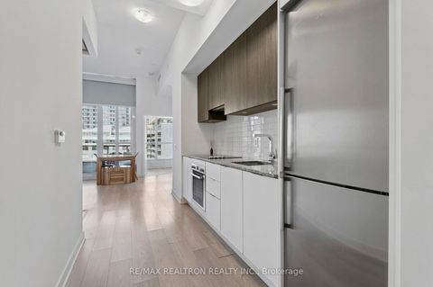 Photo 15 at 620 - 120 Parliament Street, Moss Park, Toronto