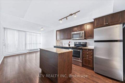 Photo 8 at 961 - 209 Fort York Boulevard, Niagara, Toronto