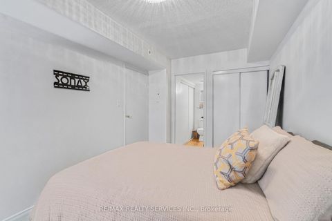 Photo 17 at 632 - 38 Western Battery Road, Niagara, Toronto Photo 17 at 632 - 38 Western Battery Road, Niagara, Toronto