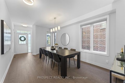 Photo 5 at 42 Ryerson Drive, Kleinburg, Vaughan