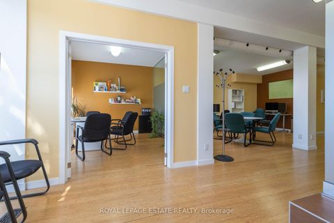 Photo 26 at 432 Queen Street E, Regent Park, Toronto