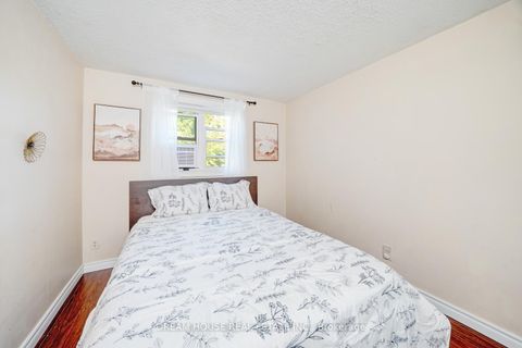 Photo 27 at 106 - 850 Huntingwood Drive, L'Amoreaux, Toronto