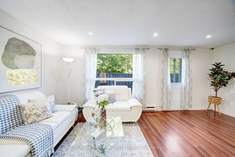 Photo 7 at 106 - 850 Huntingwood Drive, L'Amoreaux, Toronto