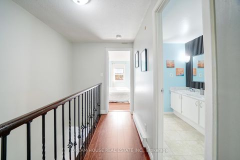 Photo 15 at 106 - 850 Huntingwood Drive, L'Amoreaux, Toronto