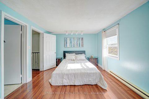 Photo 19 at 106 - 850 Huntingwood Drive, L'Amoreaux, Toronto