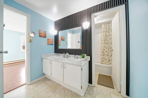 Photo 23 at 106 - 850 Huntingwood Drive, L'Amoreaux, Toronto