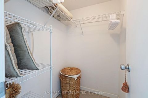 Photo 19 at 3010 - 8 Park Road, Moore Park, Toronto
