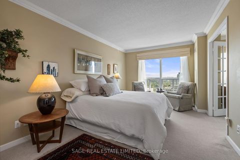 Photo 14 at 3010 - 8 Park Road, Moore Park, Toronto
