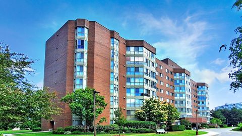 Photo 1 at 604 - 5 Weldrick Road W, North Richvale, Richmond Hill