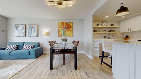 Photo 8 at 604 - 5 Weldrick Road W, North Richvale, Richmond Hill