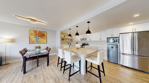 Photo 9 at 604 - 5 Weldrick Road W, North Richvale, Richmond Hill