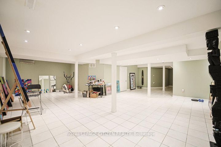 Photo 40 at 31 Burnhaven Avenue, Maple, Vaughan