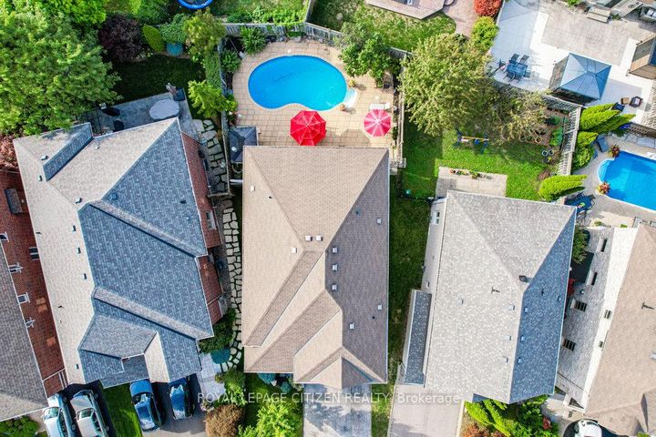 Photo 49 at 31 Burnhaven Avenue, Maple, Vaughan
