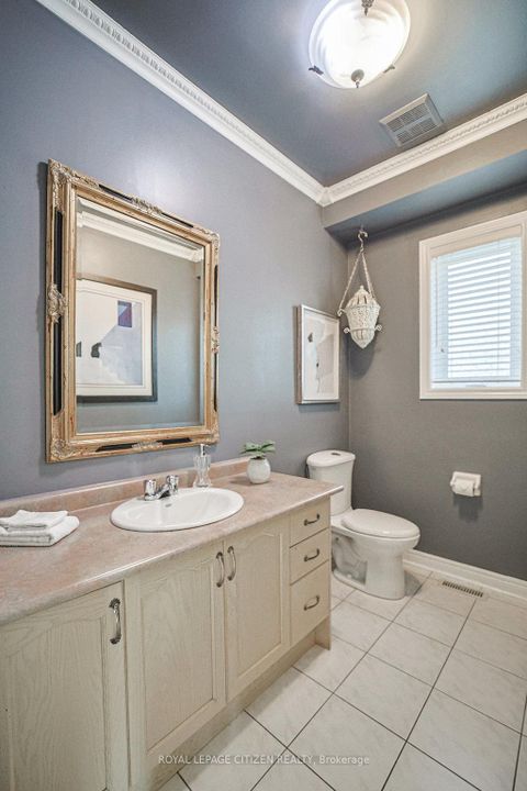Photo 19 at 31 Burnhaven Avenue, Maple, Vaughan