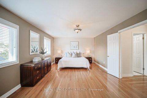 Photo 23 at 31 Burnhaven Avenue, Maple, Vaughan