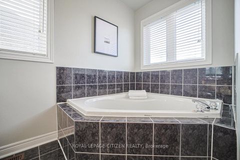 Photo 26 at 31 Burnhaven Avenue, Maple, Vaughan