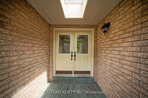 Photo 4 at 25 Lockheed Avenue, Maple, Vaughan