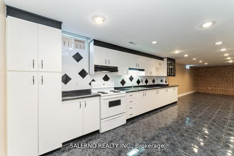 Photo 27 at 25 Lockheed Avenue, Maple, Vaughan