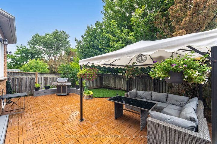 Photo 38 at 2931 Gardenview Crescent, Central Erin Mills, Mississauga